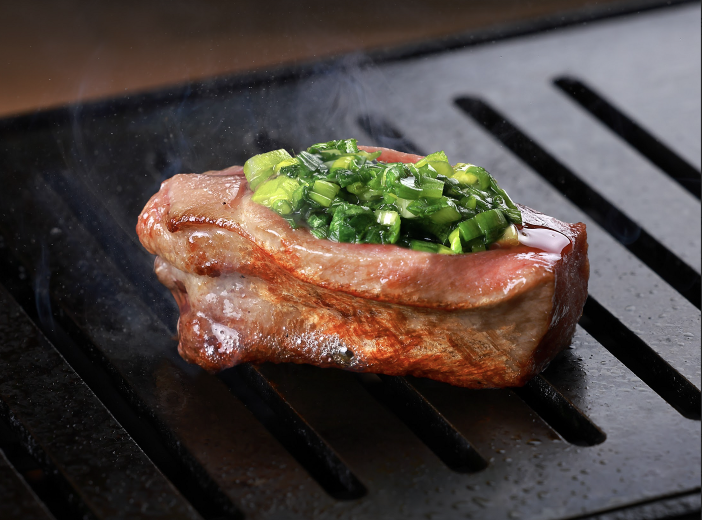 SNS話題の厚切りネギタンと神戸牛を新宿御苑で！｜焼肉29テラス 新宿御苑店【公式】の画像