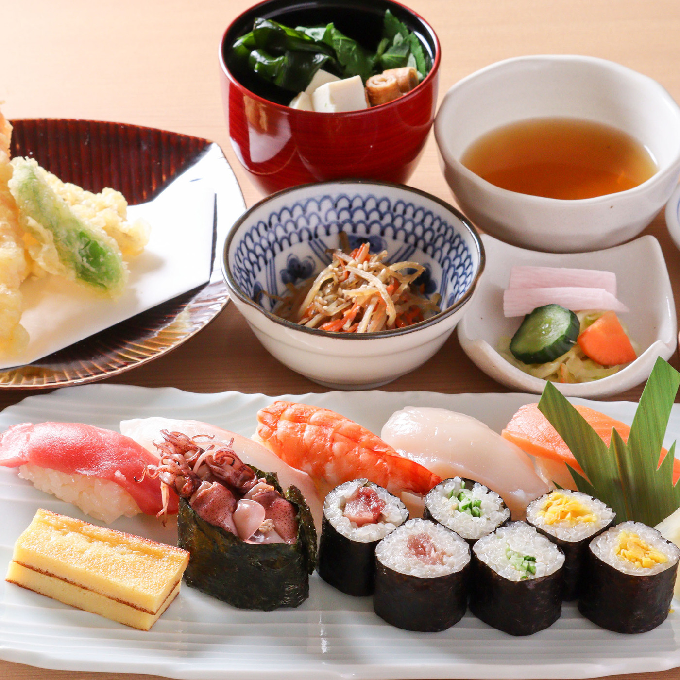 浅草の和食料理店『季の庭 浅草店』！職人技が光る寿司と天ぷらを堪能の画像