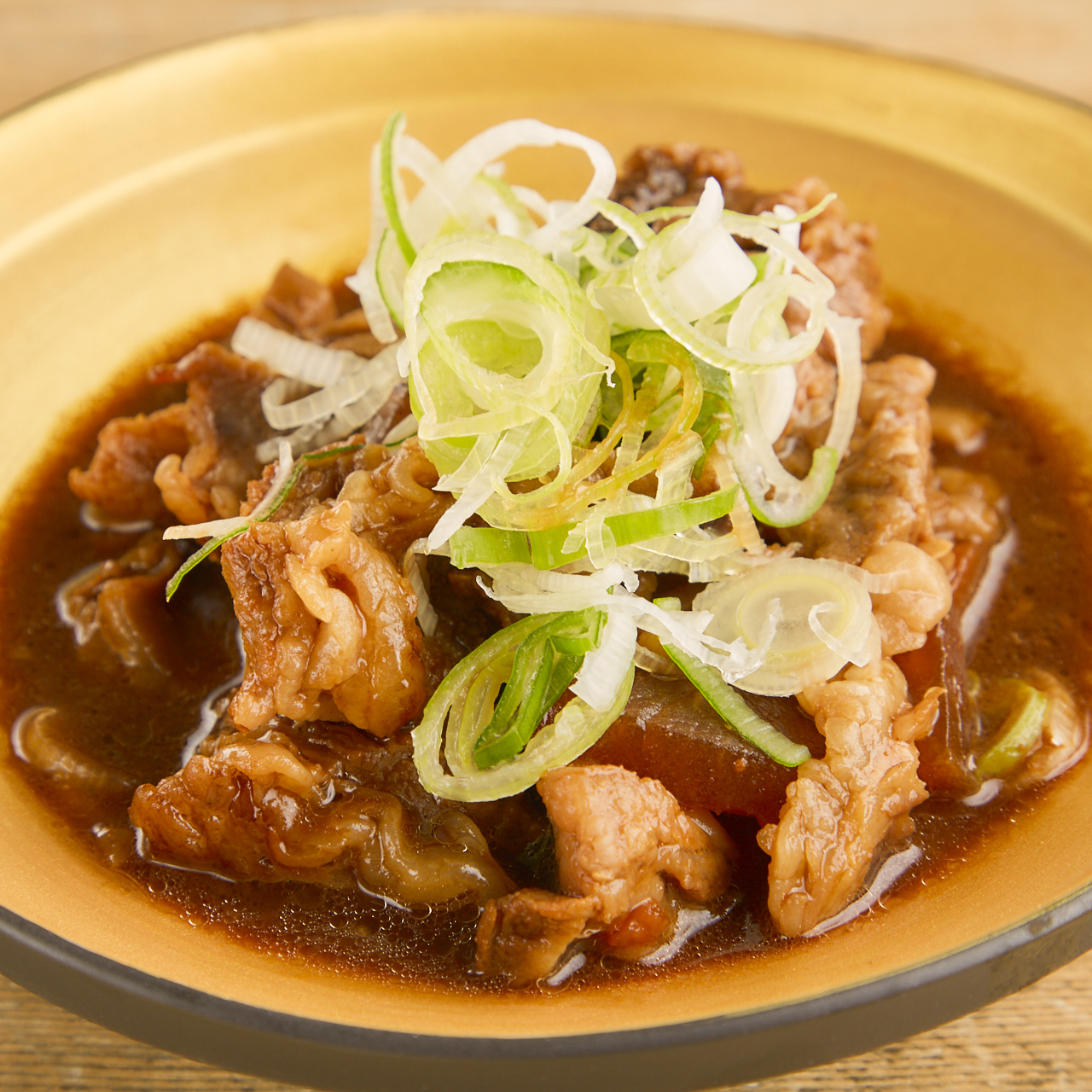 【全席個室居酒屋 語り屋 梅田東通り店】名物「炭火焼き鳥」と肉汁餃子！梅田東通りで堪能する美食空間の画像