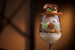 【星のや軽井沢】秋の味覚を堪能する「信州吟醸パフェ」提供！日本酒とのペアリングも楽しむ大人スイーツ