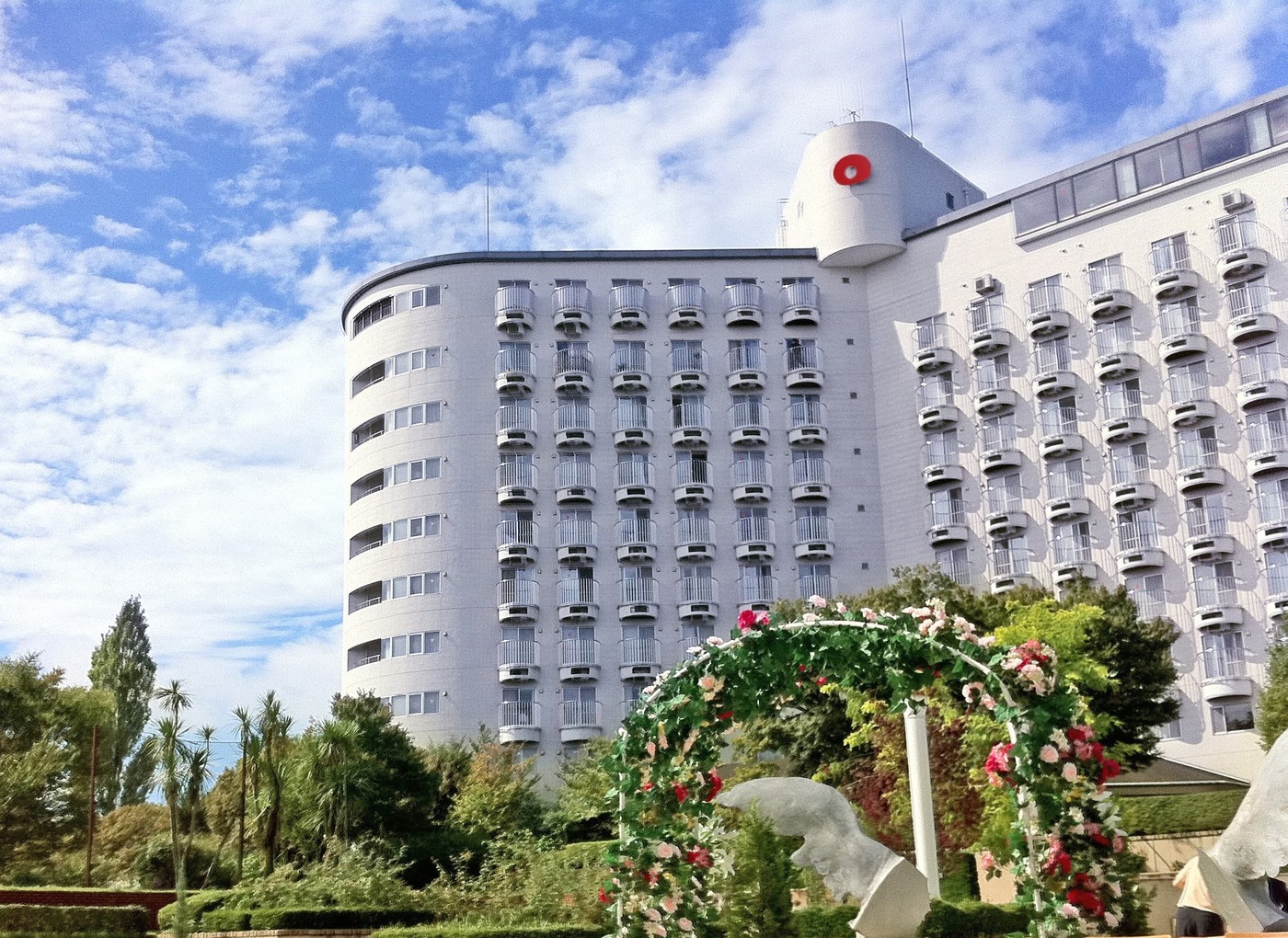 都心から約1時間で深い森の温泉リゾート体験！四季の湯温泉ホテルヘリテイジ【公式】の画像