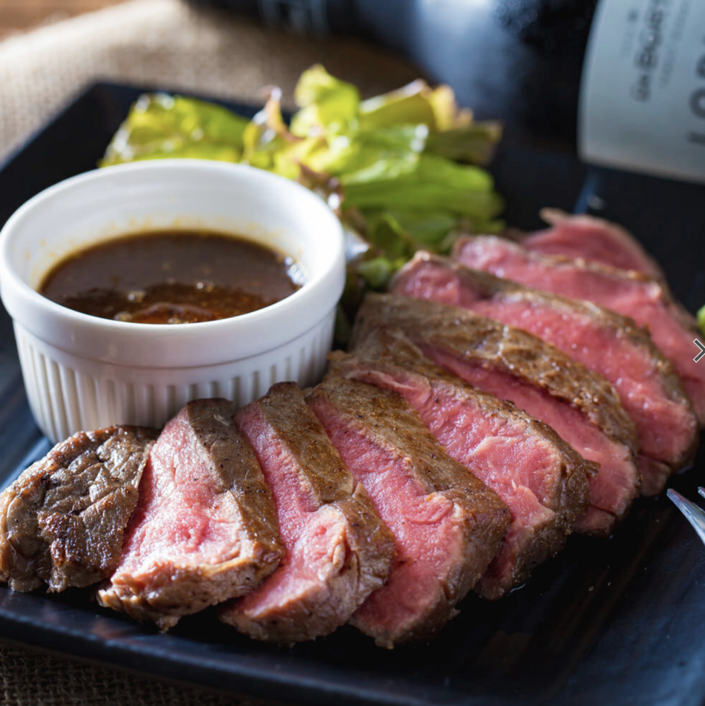 仕事帰りに気軽に楽しめる本格肉バル！池袋駅徒歩圏内｜肉バル Bar&Grill motto 池袋【公式】の画像