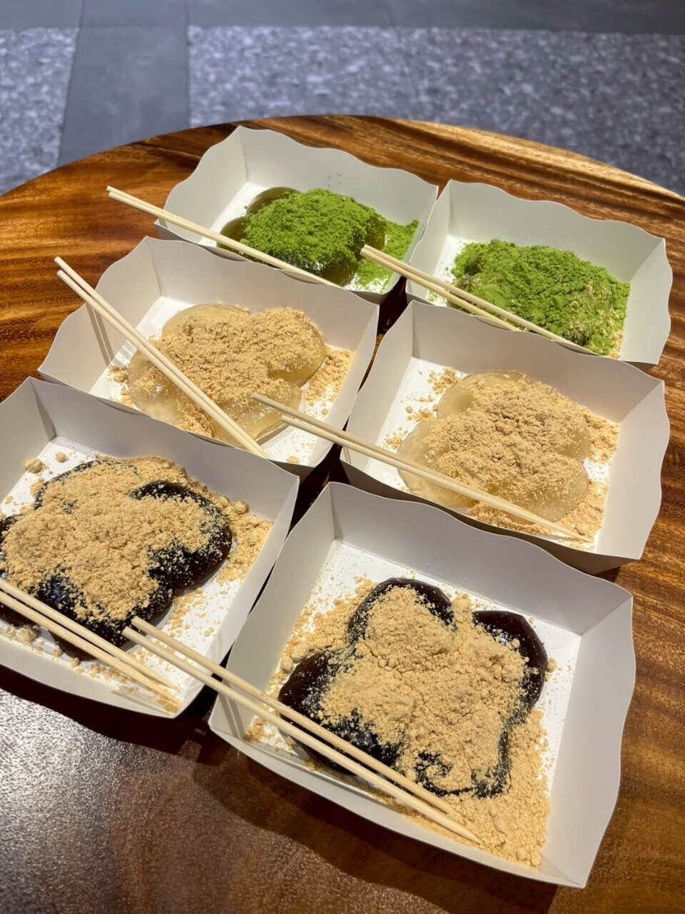 本格わらび餅をバンコクで！セントラルワールドに日本の老舗専門店が初上陸｜Tokyo Warabi Mochi Motoko【公式】の画像