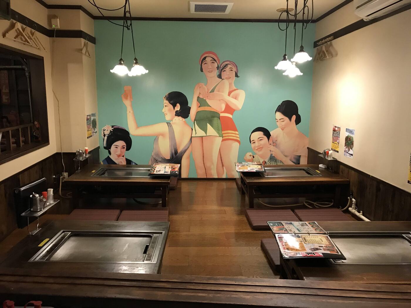 レトロな空間で味わう本場大阪のお好み焼き！千葉中央｜ぼちぼち 千葉中央店【公式】の画像