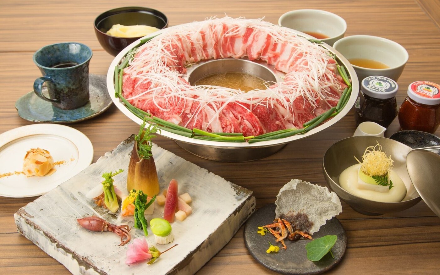 接待や記念日にぴったりな大人の隠れ家！博多炊き肉鍋の名店｜金蔦 六本木店【公式】の画像