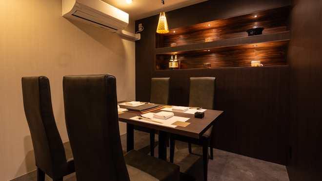 接待や記念日にぴったりな大人の隠れ家！博多炊き肉鍋の名店｜金蔦 六本木店【公式】の画像