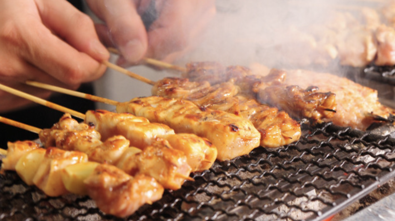 仕事帰りに気軽に立ち寄れる焼き鳥店！浦安駅｜よっちゃんち【公式】の画像