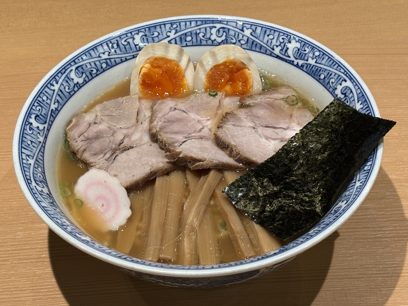 昼食や夕食に手頃でおいしいラーメンを光が丘で！｜中華そば 青葉 光が丘IMA店【公式】の画像