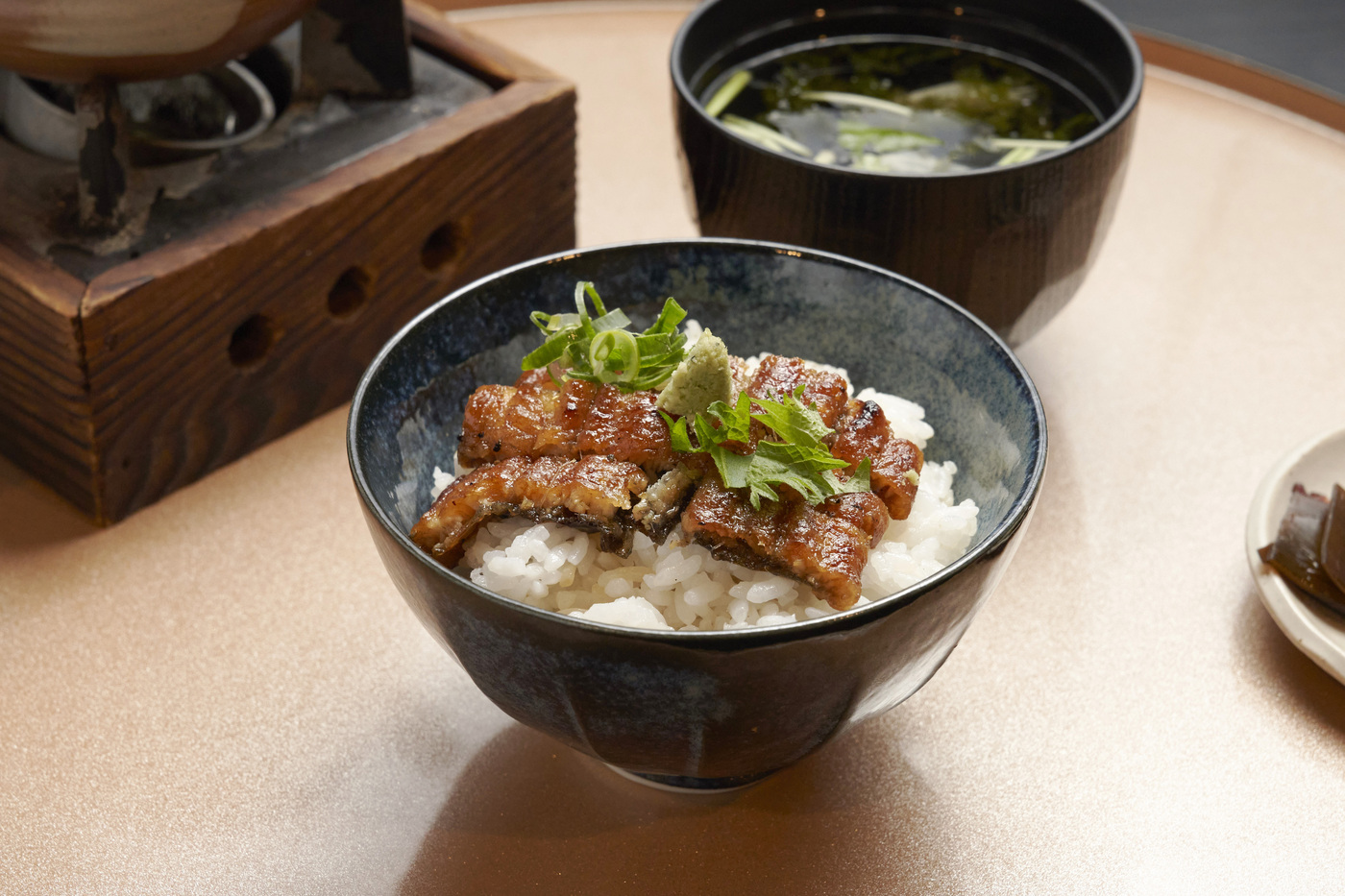 三条で味わう極上うなぎ！｜本格炭火焼うなぎ えん 京都三条店【公式】の画像