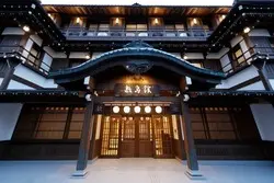 【こんぴらさん】参道に佇む『御宿 敷島館』！100室の多彩な客室とおせっかいがうれしい宿