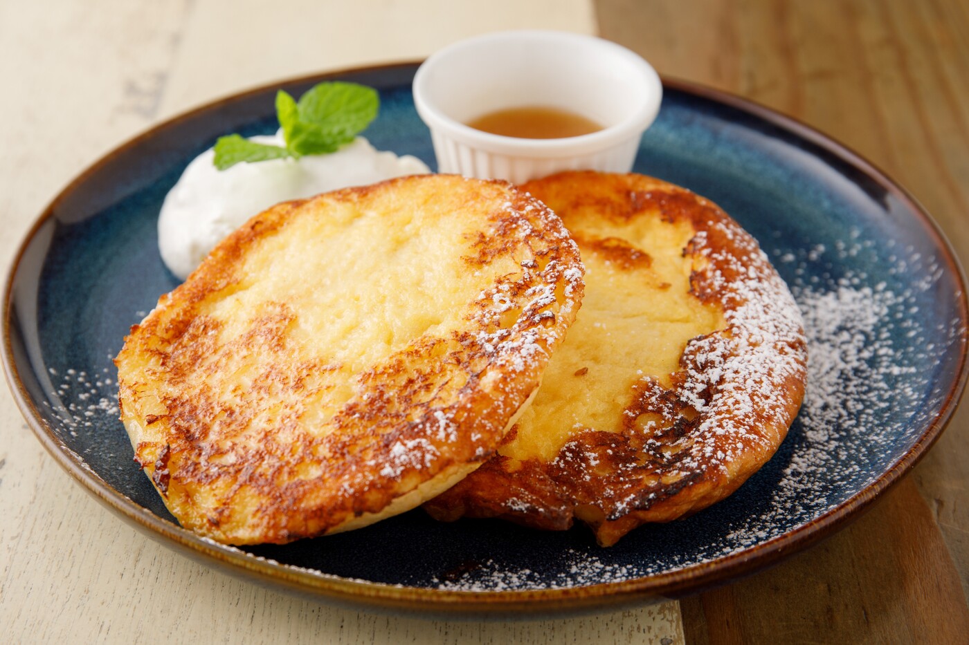明治神宮前駅のおしゃれカフェ『cafe STUDIO』！肉厚ハンバーガーは必見の画像