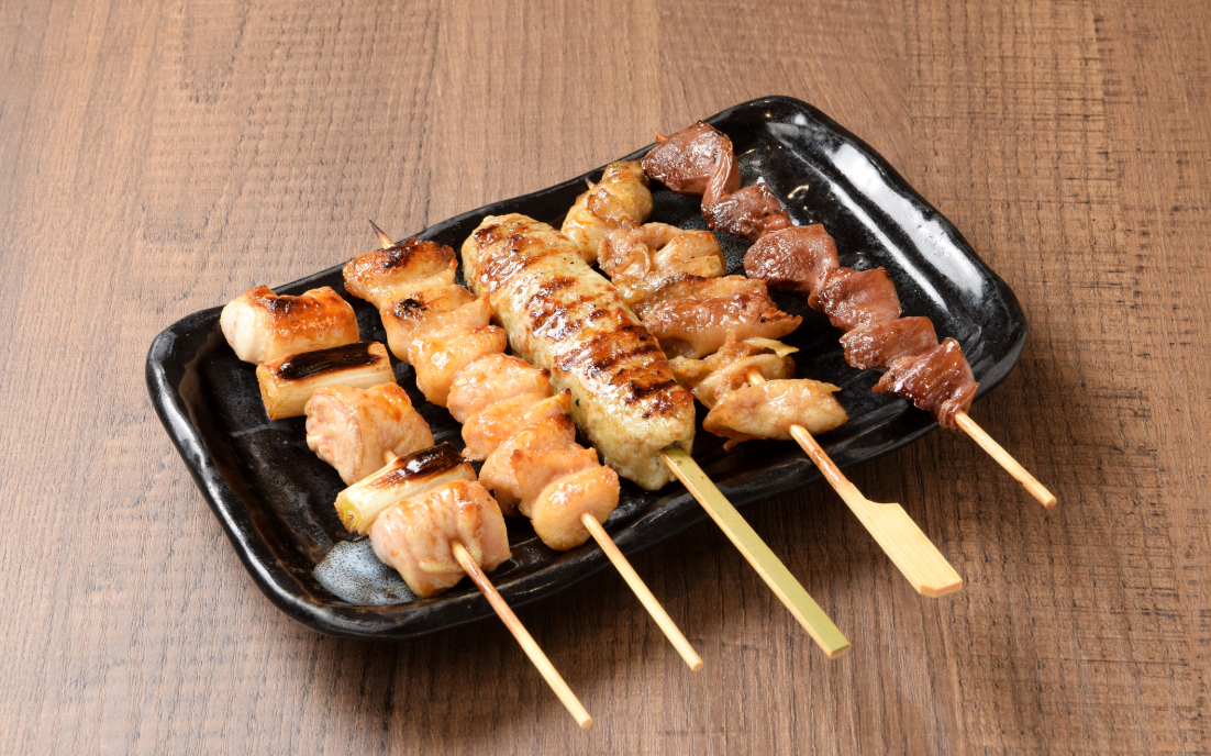 仕事帰りの飲み会におすすめ！関内駅直結の焼き鳥店｜やきとりセンター 関内店【公式】の画像