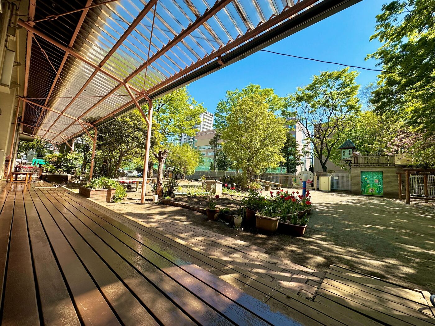 清澄白河駅から徒歩約2分の便利な立地！江東区白河かもめ保育園【公式】の画像