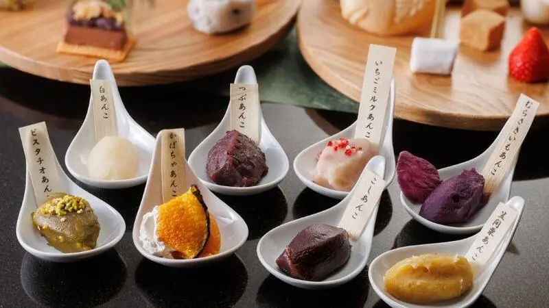 8種の餡と1日3組限定のこたつ席で楽しむ特別な冬時間 2枚目