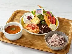 新宿でランチ＆ディナーなら『ABCcanteen ルミネエスト新宿店』！しっかり食べたい日にうれしいカフェごはん