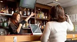 心斎橋で朝まで楽しめる隠れ家バー『bar.S 東心斎橋』！カラオケ＆ダーツと豊富なお酒でにぎやかな夜