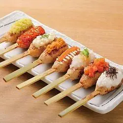 高田馬場で2次会するなら『焼鳥・串カツ＆飲み放題 たま 高田馬場店』！659円（税込）で飲み放題が楽しめる大衆居酒屋