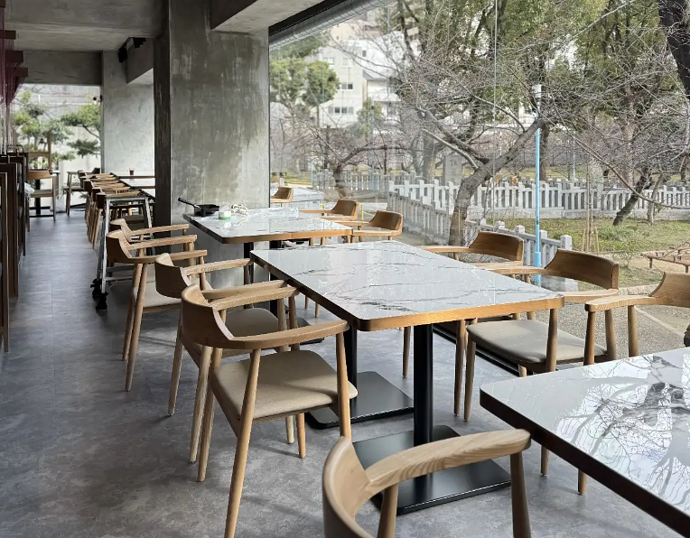 【大阪・谷町九丁目】すきやき・しゃぶしゃぶ大牧場 高津店！プレミアム和牛食べ放題でお刺身・お寿司も楽しめるの画像
