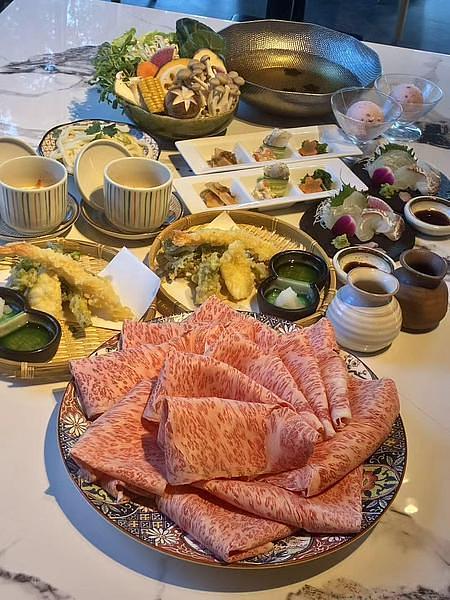 【大阪・谷町九丁目】すきやき・しゃぶしゃぶ大牧場 高津店！プレミアム和牛食べ放題でお刺身・お寿司も楽しめるの画像