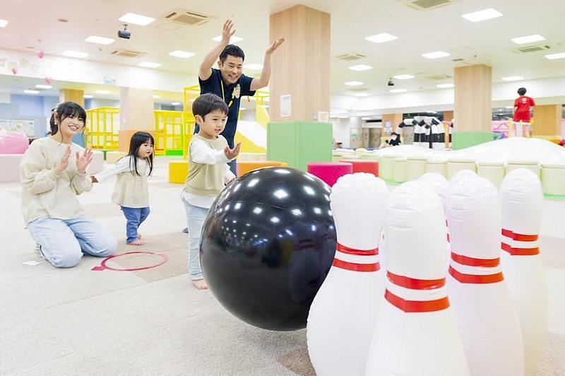 【横浜】ハピピランド ルララ港北店の室内遊び場！雨の日も遊べる大型遊具やお菓子がもらえるハピ券も紹介の画像