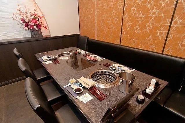 【新宿】『六歌仙 新宿西口小瀧橋通り店』帝王蟹吃到飽！充滿日式款待精神的和食體驗の画像