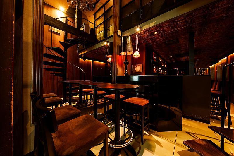 【田町・三田】The Bar IDEAL NUMBERS！250種飲み放題付きコースで楽しむ一軒家バーの団体プラン！4名〜20名の宴会・飲み会におすすめの画像