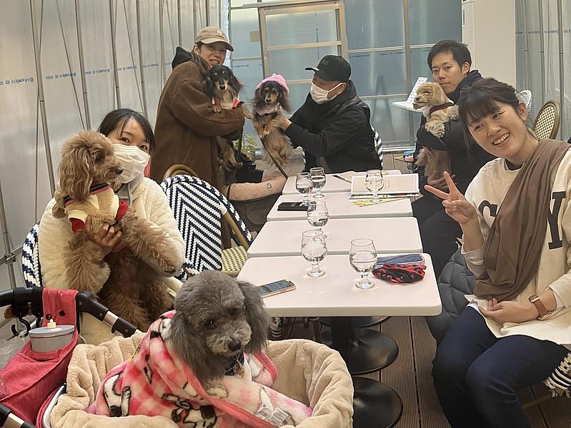【日暮里】谷根千散策の途中に立ち寄りたい24時間カフェ！ペット同伴OKの『サクラカフェ＆レストラン日暮里』でレトロ洋食やクラフトビールを満喫の画像