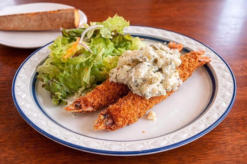 【日暮里】谷根千散策の途中に立ち寄りたい24時間カフェ！ペット同伴OKの『サクラカフェ＆レストラン日暮里』でレトロ洋食やクラフトビールを満喫の画像