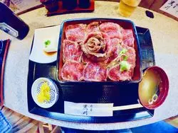 【京都】口でとろける柔らかさ♡「肉屋 黒川」の国産和牛ステーキ重