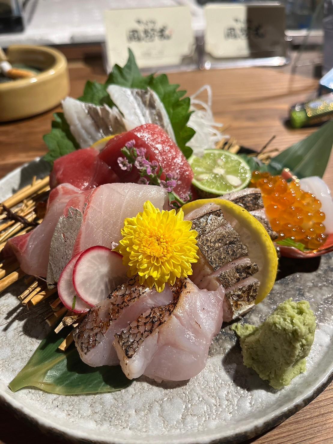 【東心斎橋】朝まで飲める隠れ家炉端！市場直送の鮮魚と藁焼きが楽しめる『ろばた 風炉式』の画像
