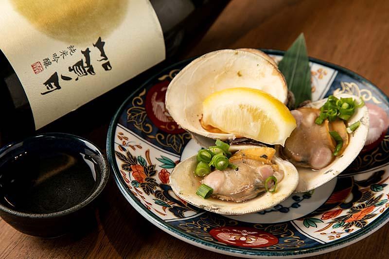 【東心斎橋】朝まで飲める隠れ家炉端！市場直送の鮮魚と藁焼きが楽しめる『ろばた 風炉式』の画像