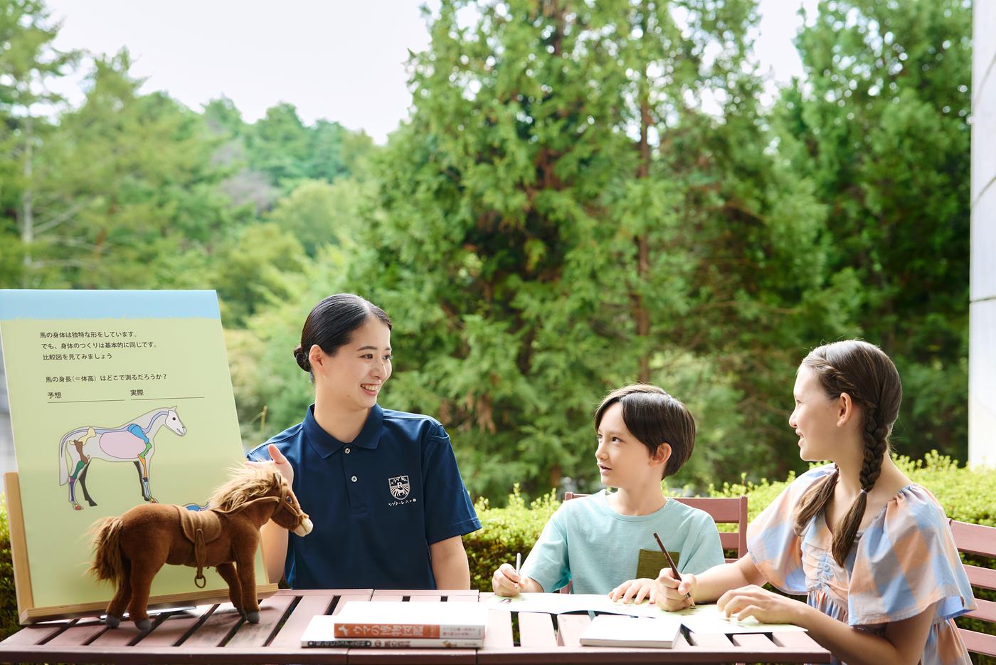 【リゾナーレ八ヶ岳】馬と本気で向きあう「Horse Academy」開催！聴診器や夜の厩舎見学で自由研究が完成の画像