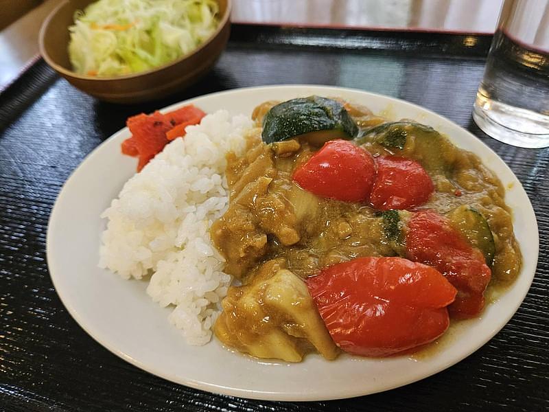 【幕張】ビジネスもデートも「ファミーINN幕張」へ！朝食に追加された絶品カレーを解説の画像