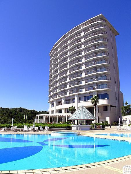 【勝浦】ホテルハーヴェスト勝浦で夏プール！スマートな利用手順も解説の画像