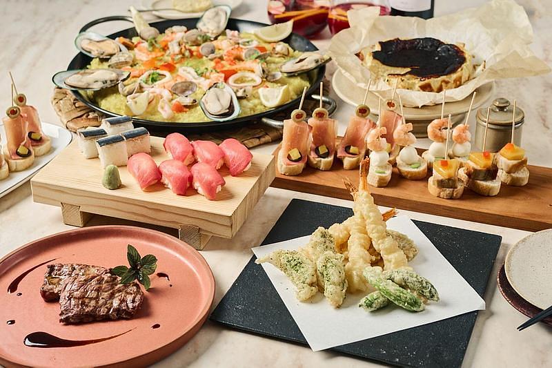 Summer at Hotel Harvest Nanki Tanabe: Pool & Buffetの画像