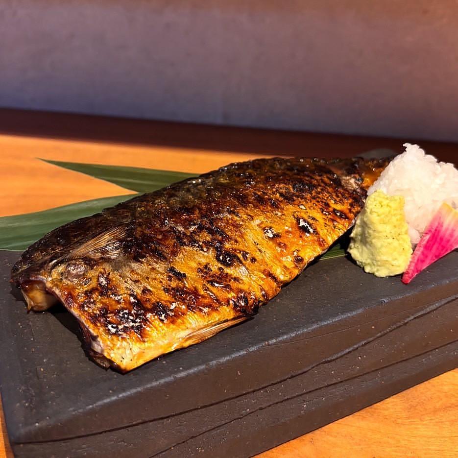 【谷町六丁目】1F是魚鋪2F是爐端居酒屋！品嚐市場直送鮮魚與「雪若丸」的『魚座商店』の画像