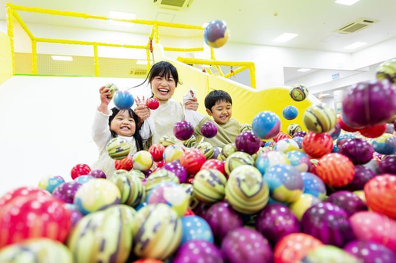【横浜・港北】夏休みは室内遊び場へ！『ハピピランド ルララ港北店』の限定イベント＆縁日情報を徹底解説の画像
