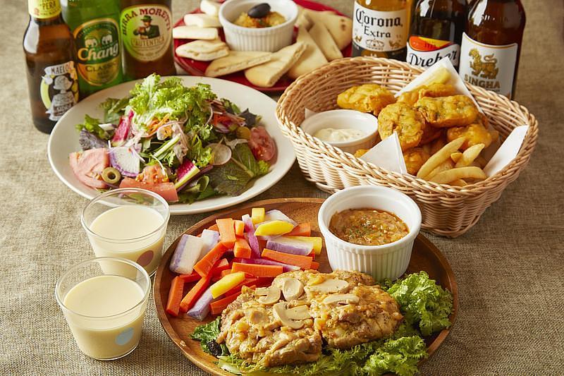 【日暮里】谷中銀座を散策途中に珍しい世界の料理を楽しむ！『サクラカフェ＆レストラン日暮里』の魅力を紹介！の画像