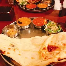 【東京】実は激戦区！東京駅周辺で食べる絶品インドカレー3選♡