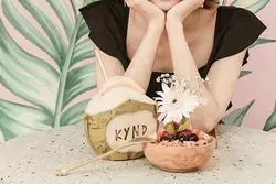 バリ島フォトジェニック♪ヴィーガンカフェ”Kynd Community”