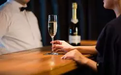 吉祥寺の深夜まで楽しめるおしゃれバー6選！老舗やおすすめをご紹介