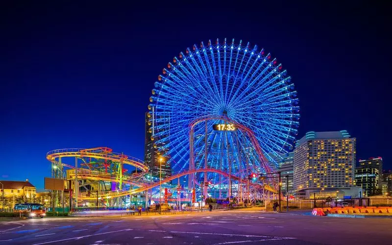 観覧車から見る夜景は美しい！まさにデートスポット♡ 1枚目