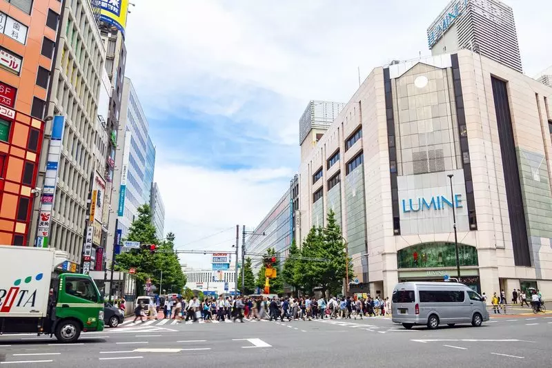6. 【新宿】雨でも楽しめる駅直通！東京のショッピング施設『ルミネ新宿』 1枚目