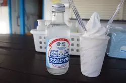 10種類のお塩をかけて召し上がれ！宮古島「雪塩製塩所」のソフトクリーム