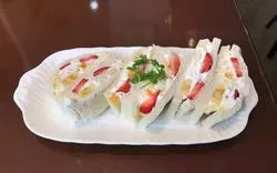 赤羽でフルーツサンドを食べよう♡名店「プチモンド」を特集！