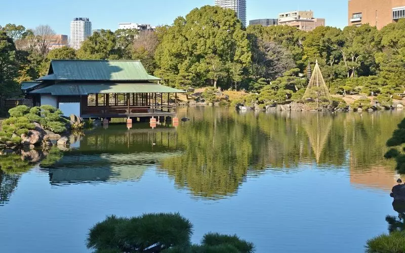 10. 清澄白河散歩の締めくくりはやっぱりここ!【清澄庭園】 1枚目