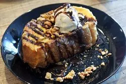美味しいコーヒーとフードに癒される、駅近穴場カフェ♪