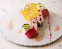 "食べるアート"って？「VALON TOKYO」でロマンチックな美食体験♡