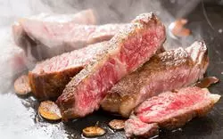 渋谷の肉厚ステーキ11選！ランチから深夜営業、食べ放題のお店も◎