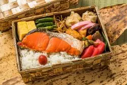 池袋でおいしい弁当が買える店5選！忙しいときこそおいしい料理を